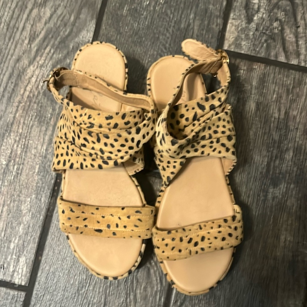 Animal Print Flatform